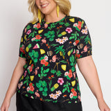 Holiday Tee in hello sunshine black