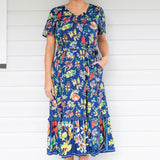Maldives Midi Dress in little wonder navy