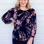 Maiocchi Velvet Violet Top in Blossom Blue print – stylish and versatile.