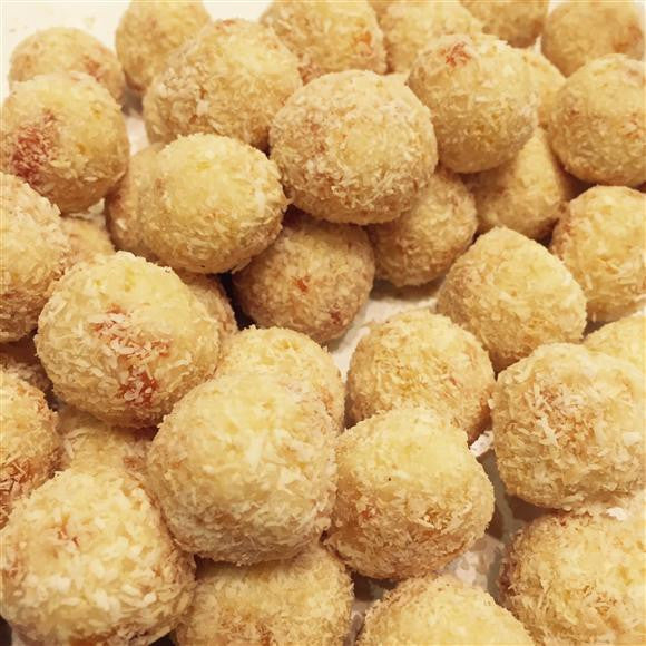 Dee's fave Christmas recipe - Apricot Macadamia Truffles