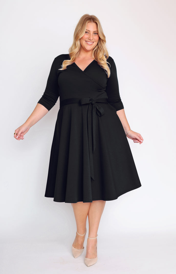 Amelia Dress in black