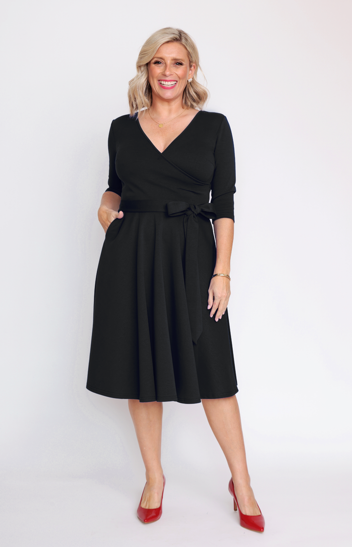 Amelia Dress in black