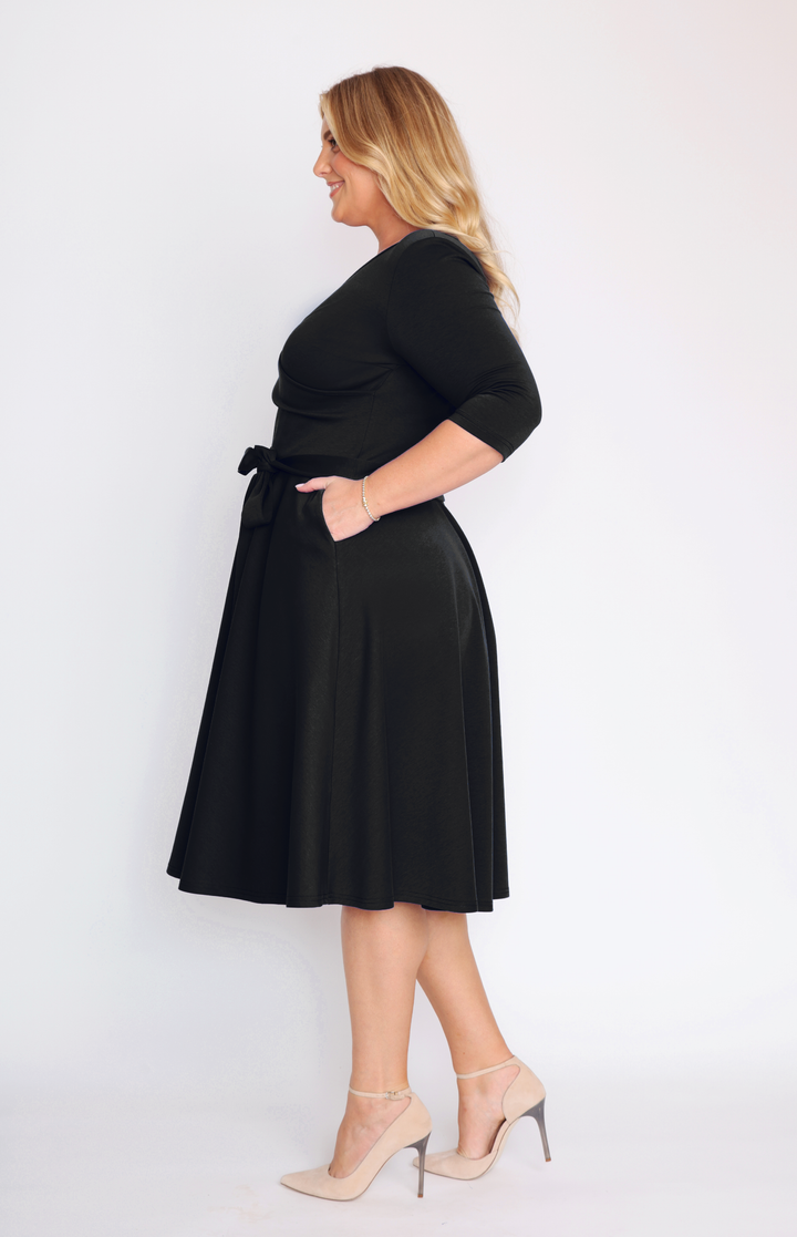 Amelia Dress in black