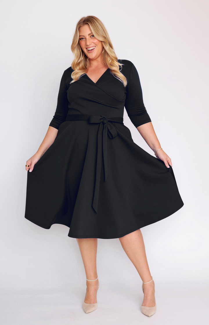 Amelia Dress in black