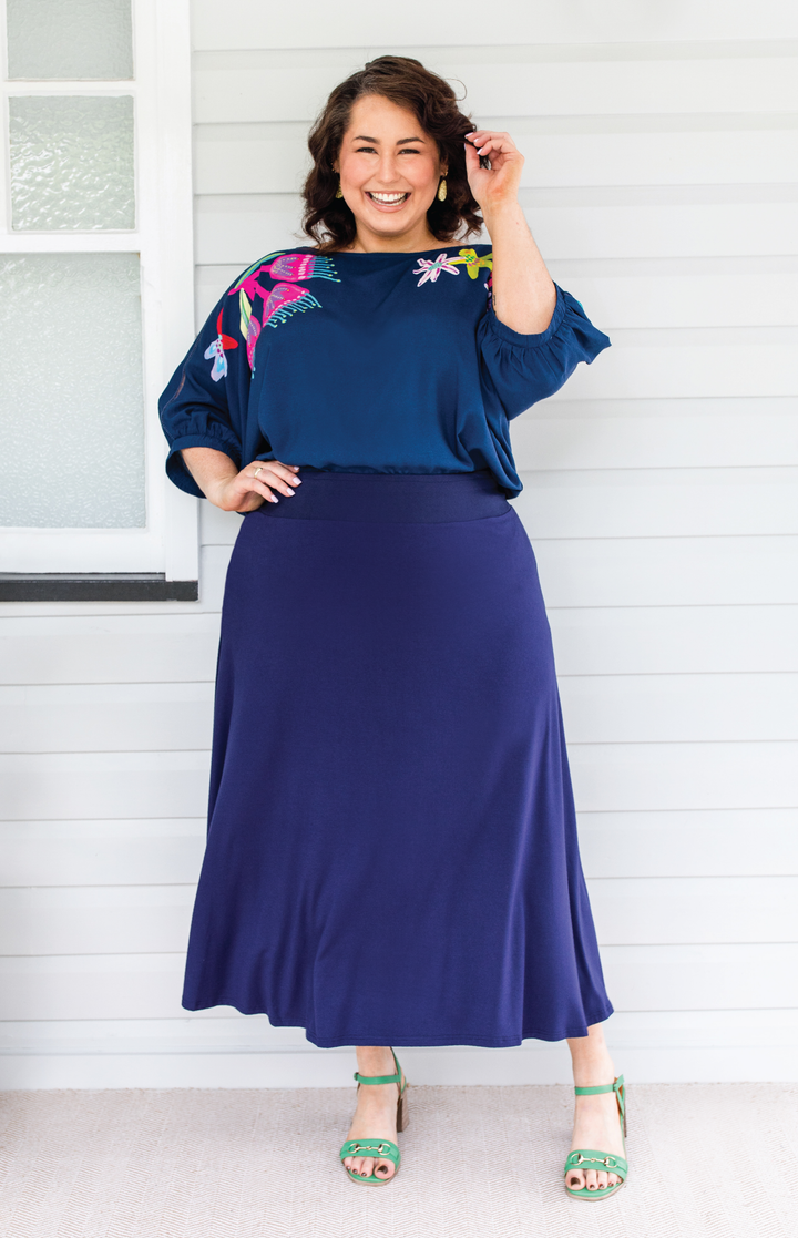 Navy bamboo skirt by Maiocchi – versatile work-to-weekend wardrobe piece