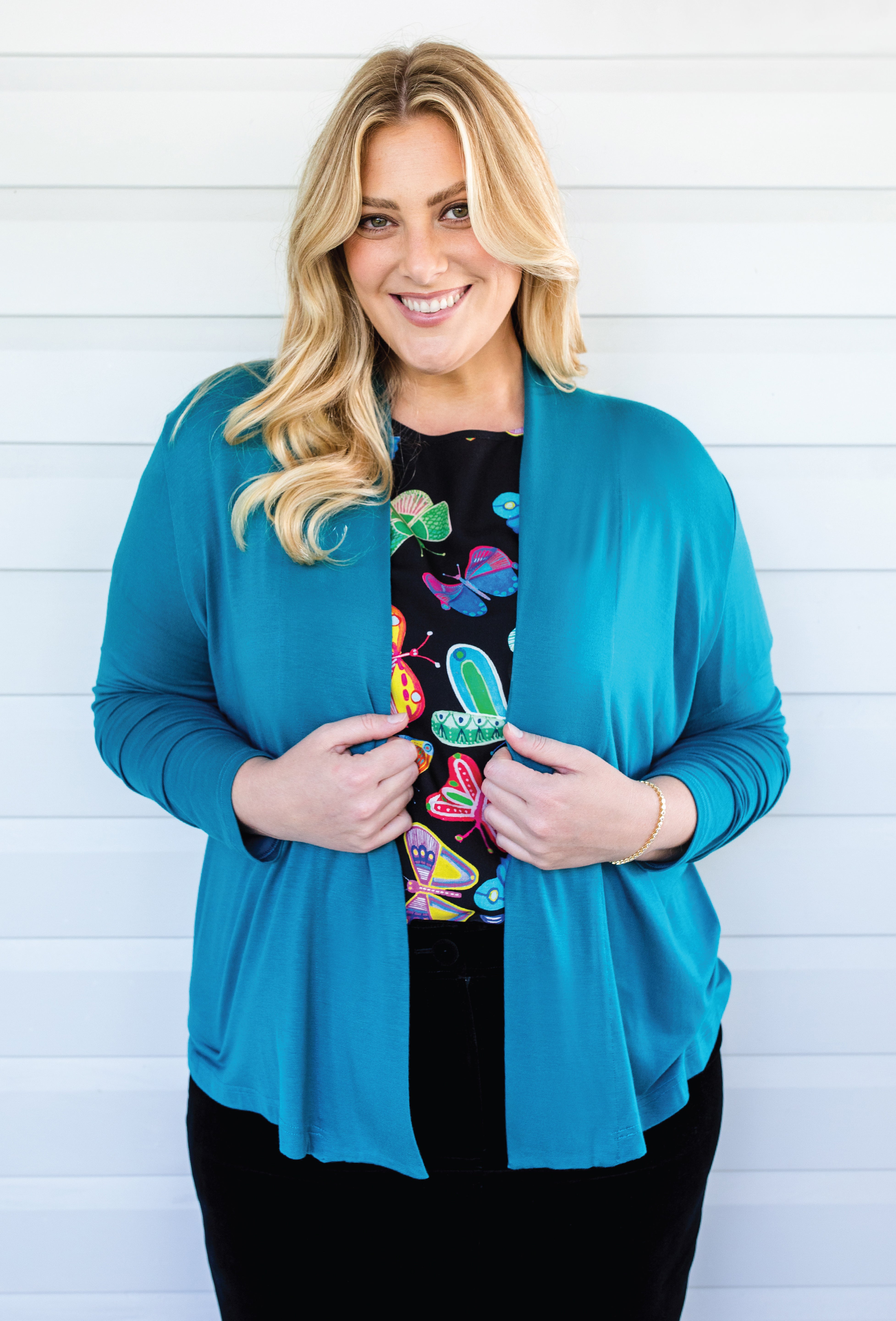Bella Bamboo Cardie in Jewel by Maiocchi – soft bamboo cardie