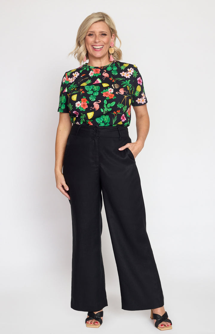 Maiocchi Bianca Pant in black – high-waisted linen straight-leg trousers with tailored fit