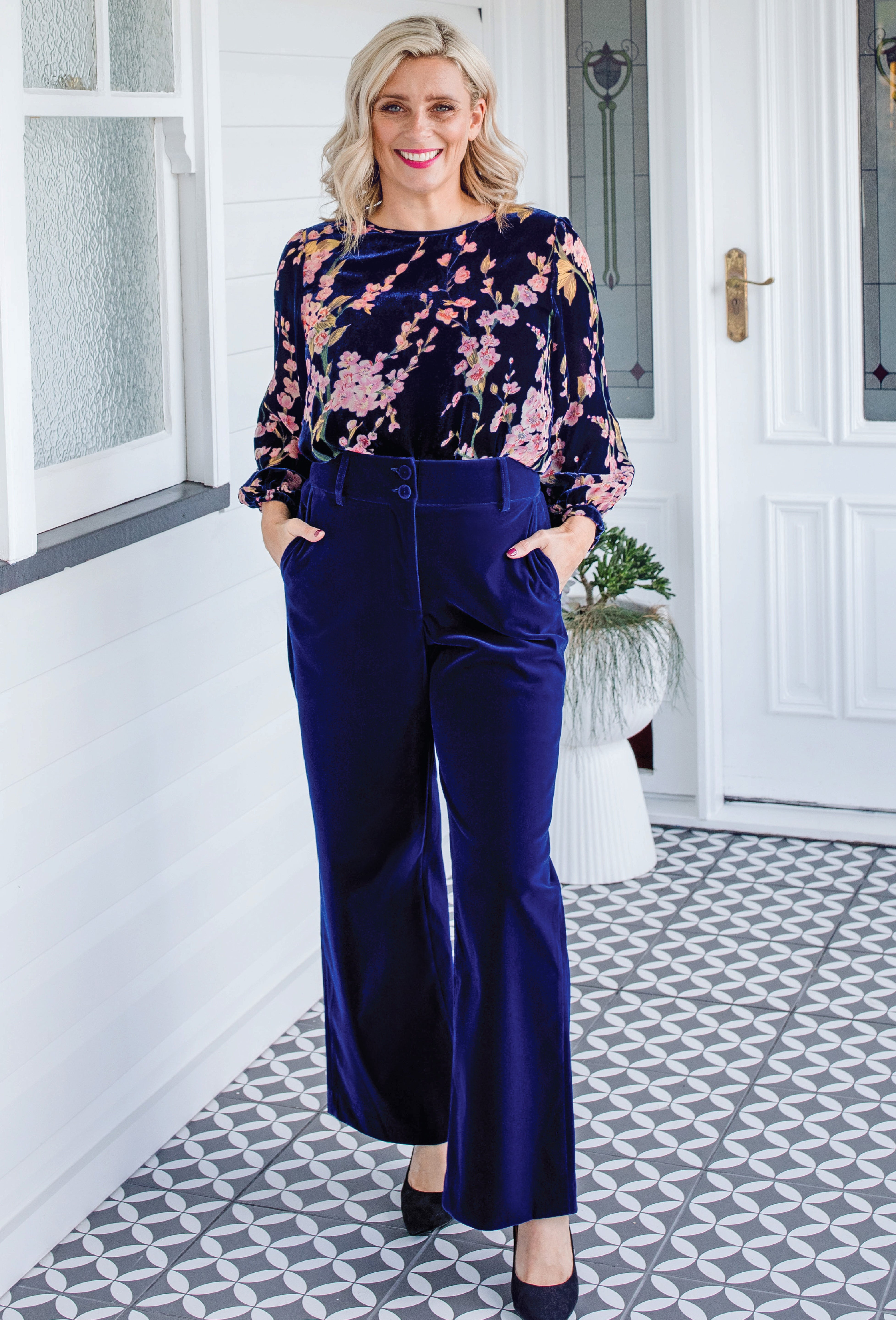 Maiocchi Bianca Pant in midnight velvet – high-waist wide-leg pant with structured velvet waistband