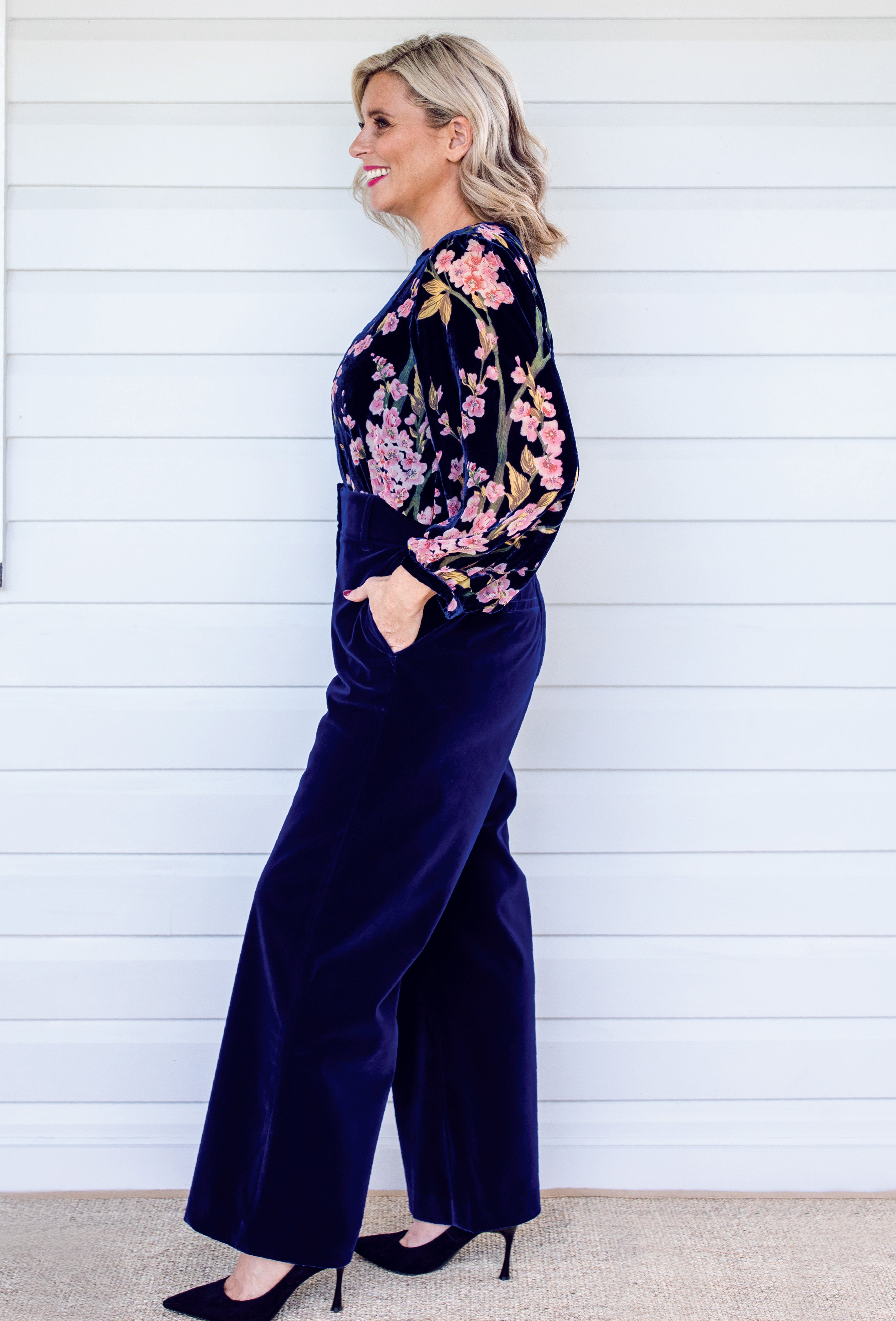 Side view of Bianca Pant in midnight velvet - smooth wide-leg drape for elegant fit