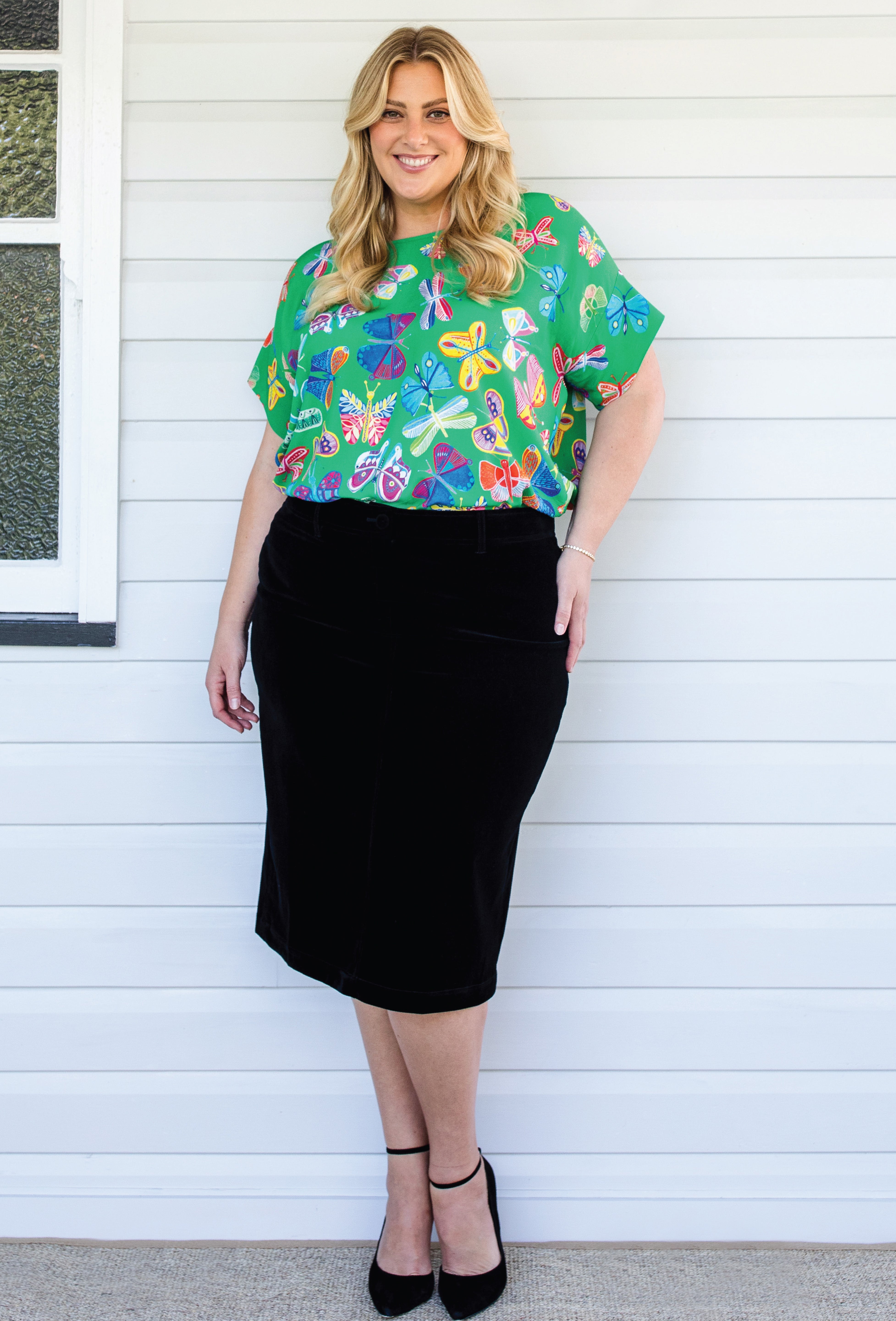 Black velvet Bianca skirt by Maiocchi – wardrobe classic