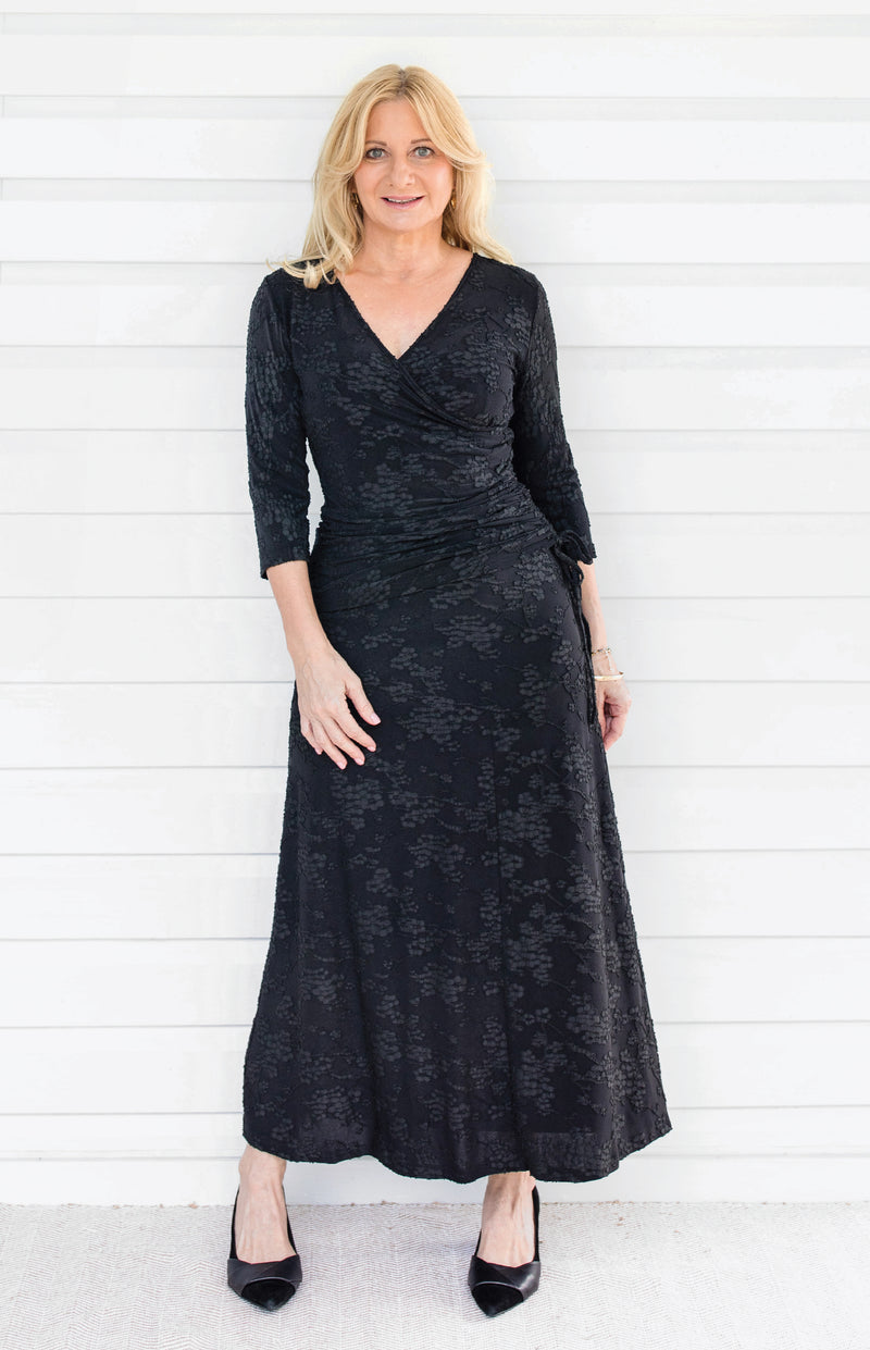 Blossom Skirt in black lace