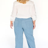 Cleo Jean in light denim