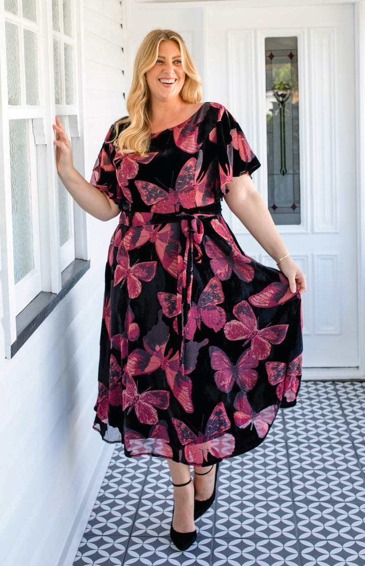Evie Dress in butterfly velvet wine