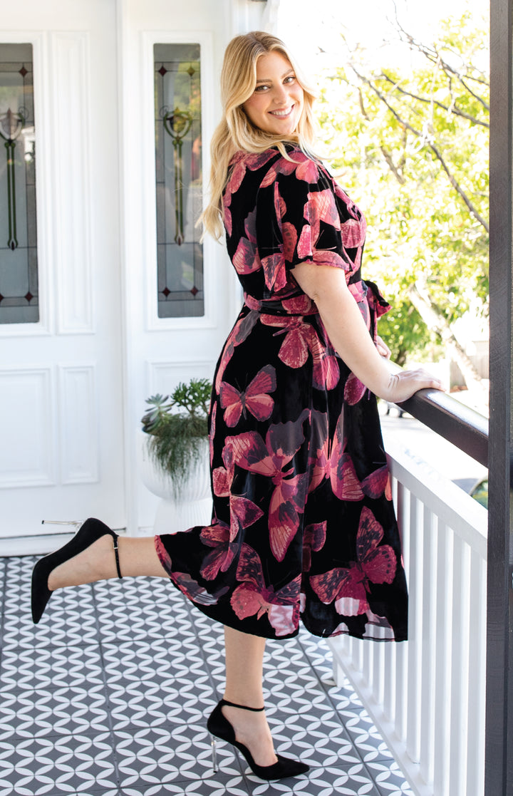 Evie Dress in butterfly velvet wine