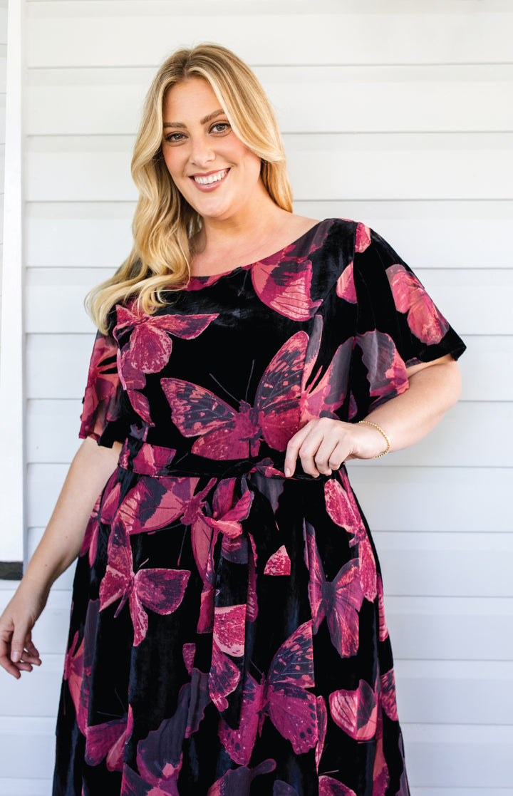 Evie Dress in butterfly velvet wine