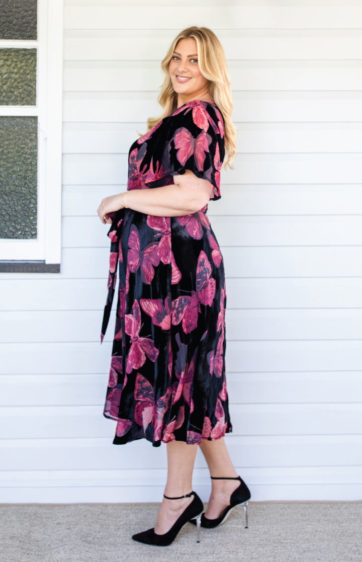 Evie Dress in butterfly velvet wine