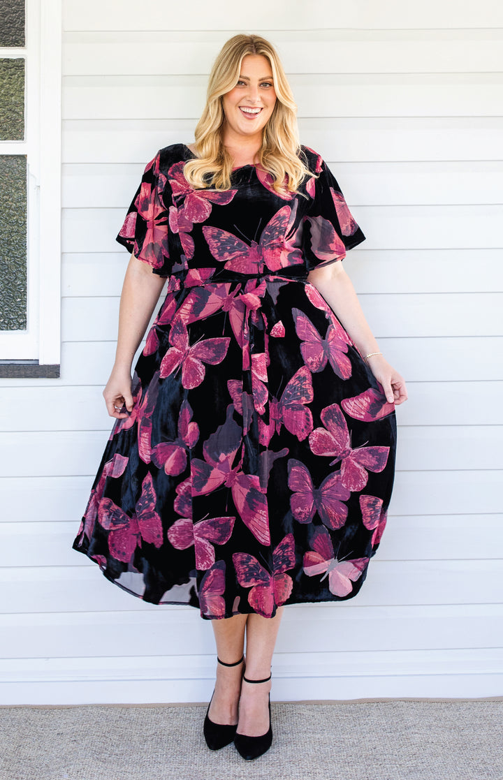 Evie Dress in butterfly velvet wine