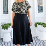 Maiocchi Favourite Ponte Skirt in black – structured wardrobe essential