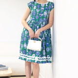 Holiday Dress in a moment in time green