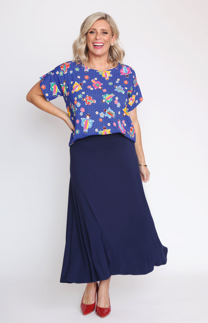 Maiocchi Must-Have Bamboo Skirt in navy - smooth and soft bamboo fabric