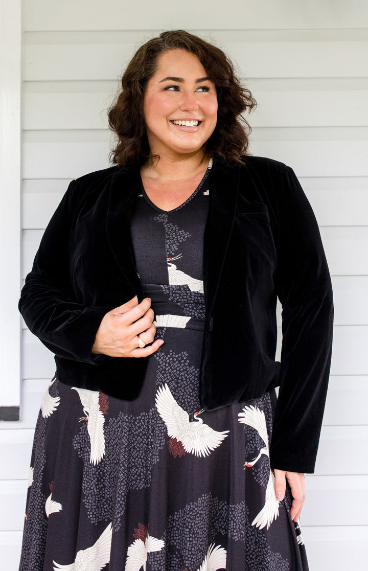 Perfect Velvet Blazer in black