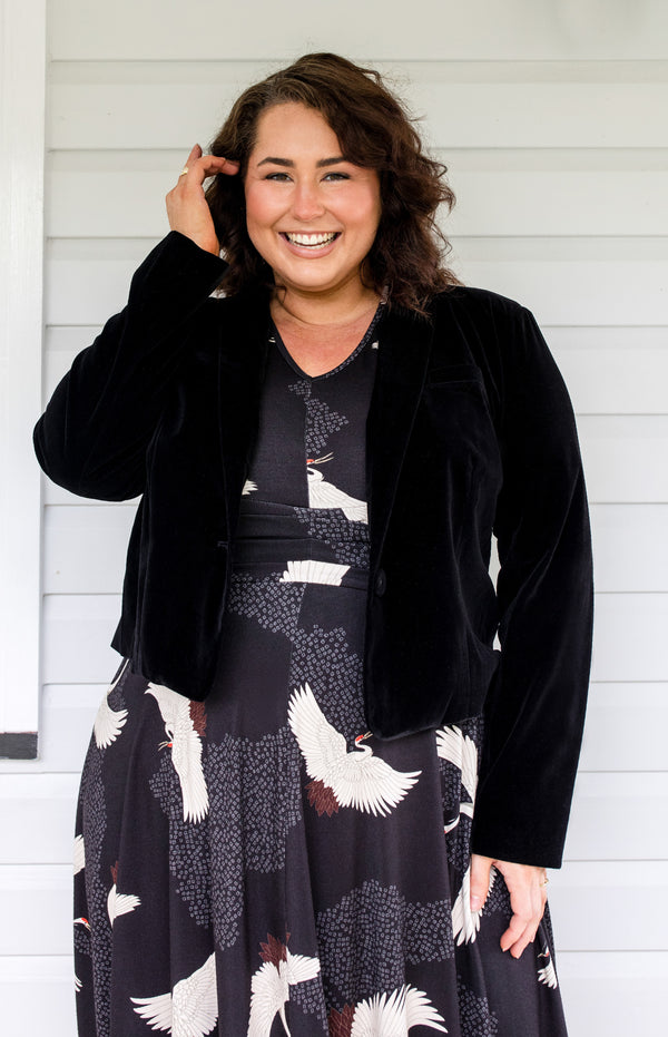 Perfect Velvet Blazer in black