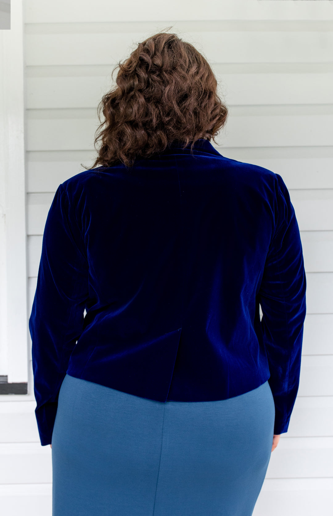 Perfect Velvet Blazer in midnight