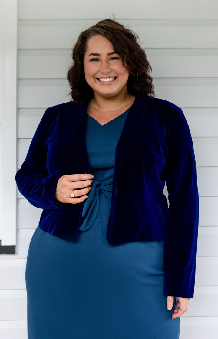 Perfect Velvet Blazer in midnight