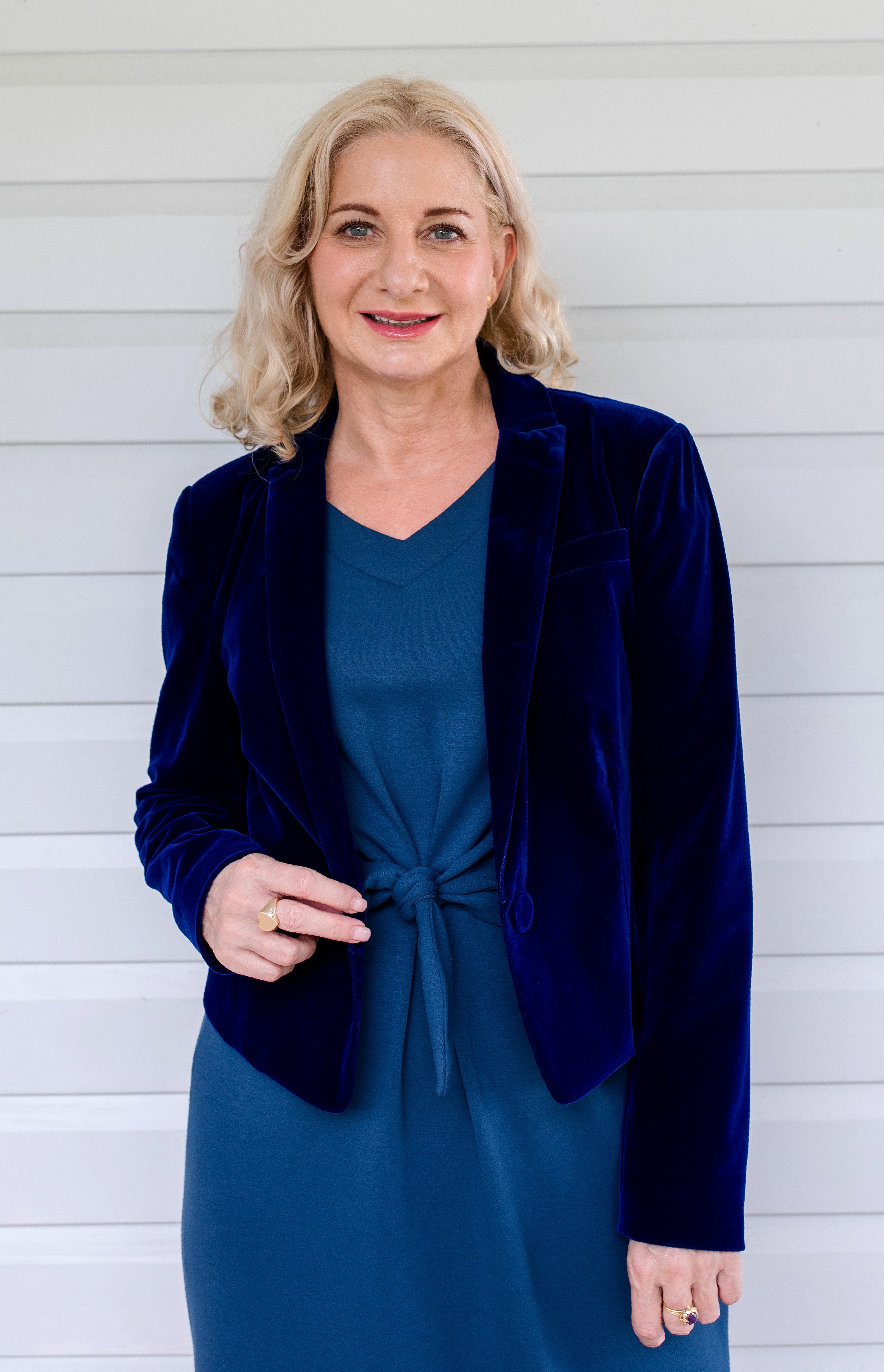 Maiocchi perfect velvet blazer in midnight blue - luxe women's velvet blazer
