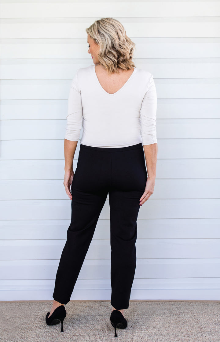 The Perfect Ponte Pant in black