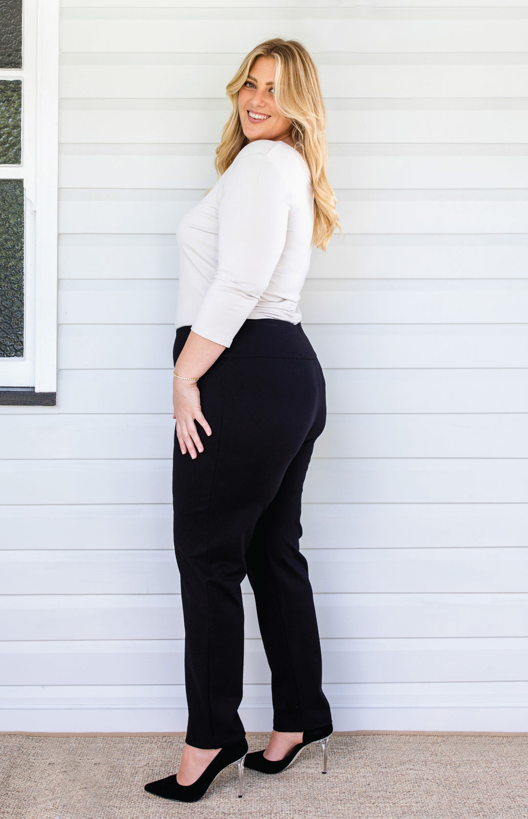 The Perfect Ponte Pant in black