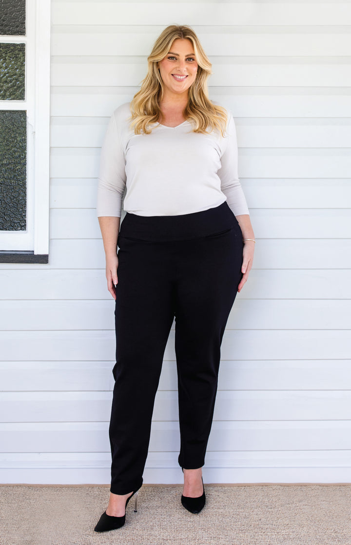The Perfect Ponte Pant in black