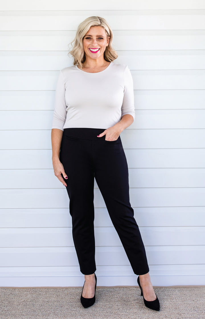 The Perfect Ponte Pant in black