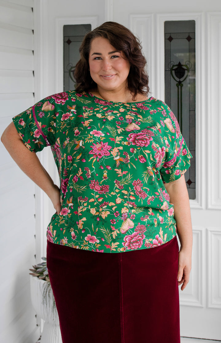 Poppy Top in flights of fancy green