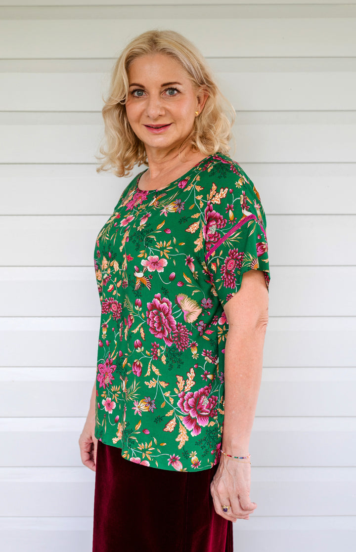 Poppy Top in flights of fancy green