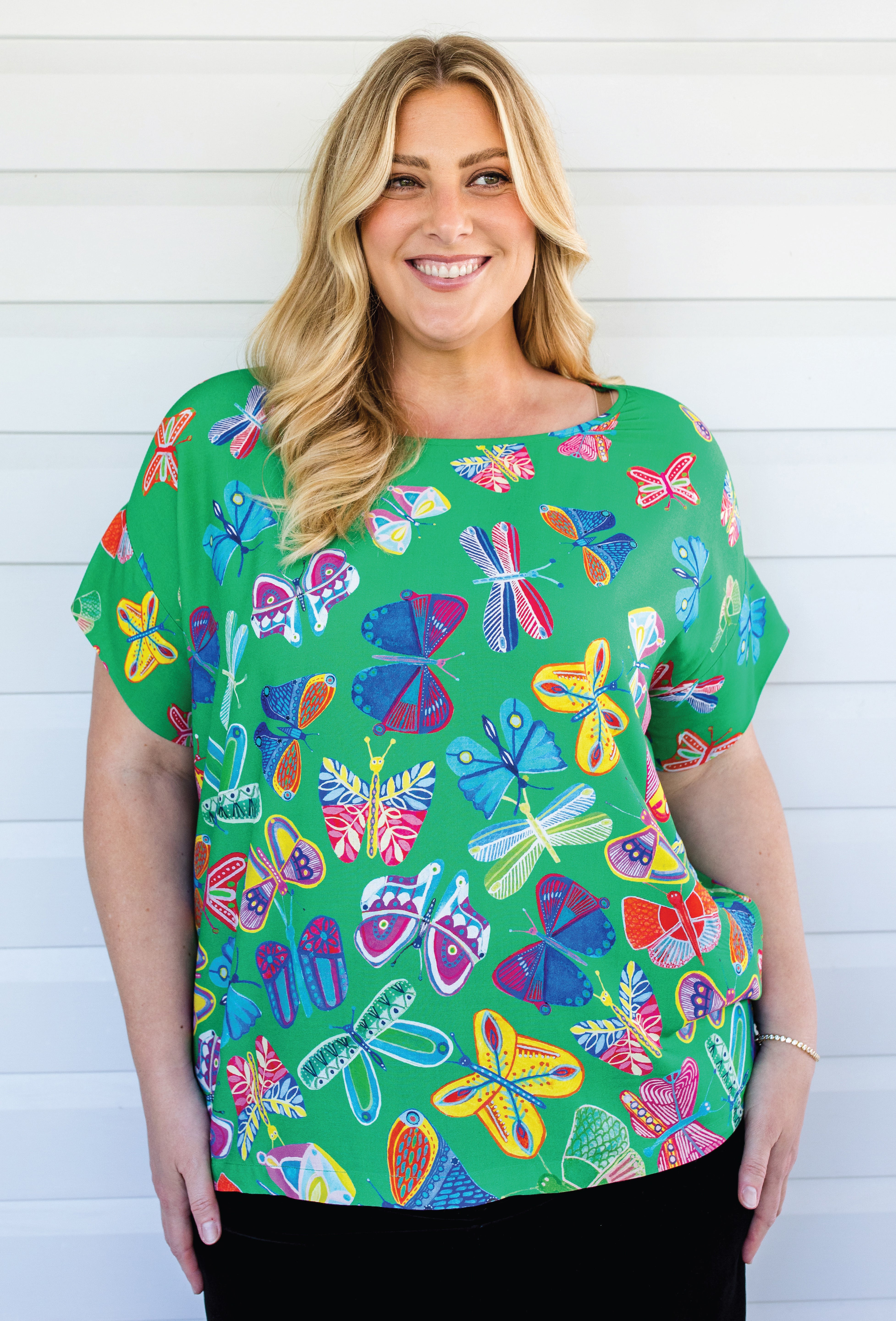 Poppy Top in Social Butterfly Green by Maiocchi – colourful and chic