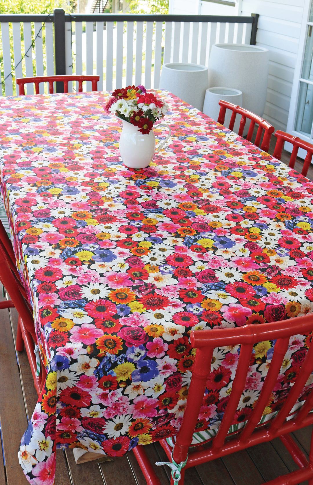 Tablecloth Large in garden party