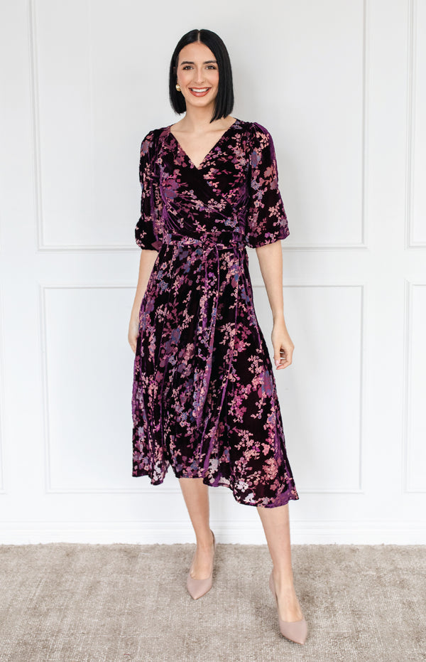 Victoria Dress in plum lady velvet