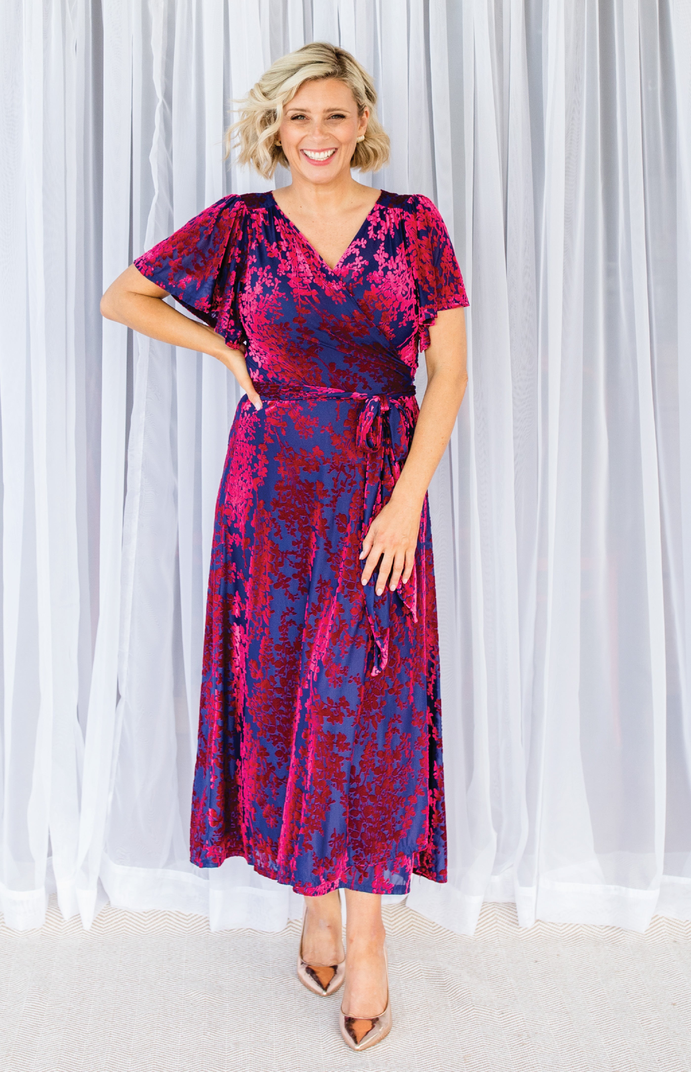 Maiocchi Violet Dress in cornflower velvet – perfect for weddings, parties & special occasions.