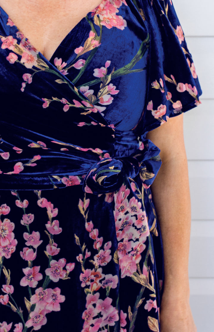 Violet Dress in blossom blue velvet