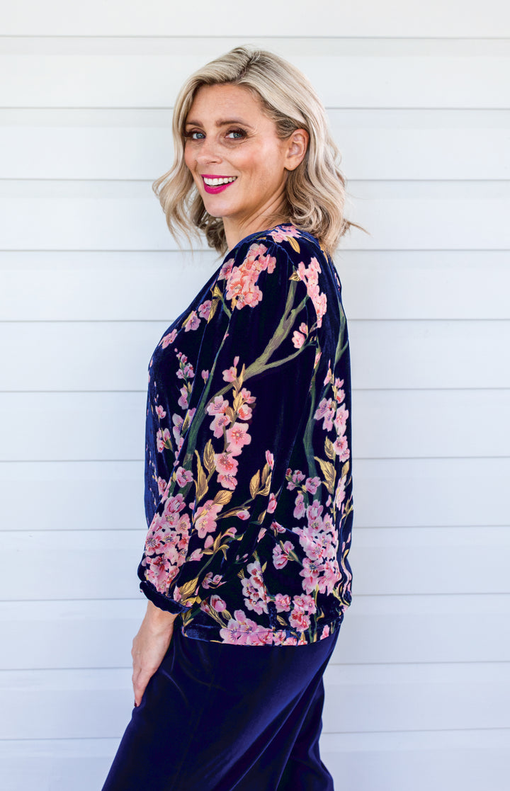 Violet Top in blossom blue