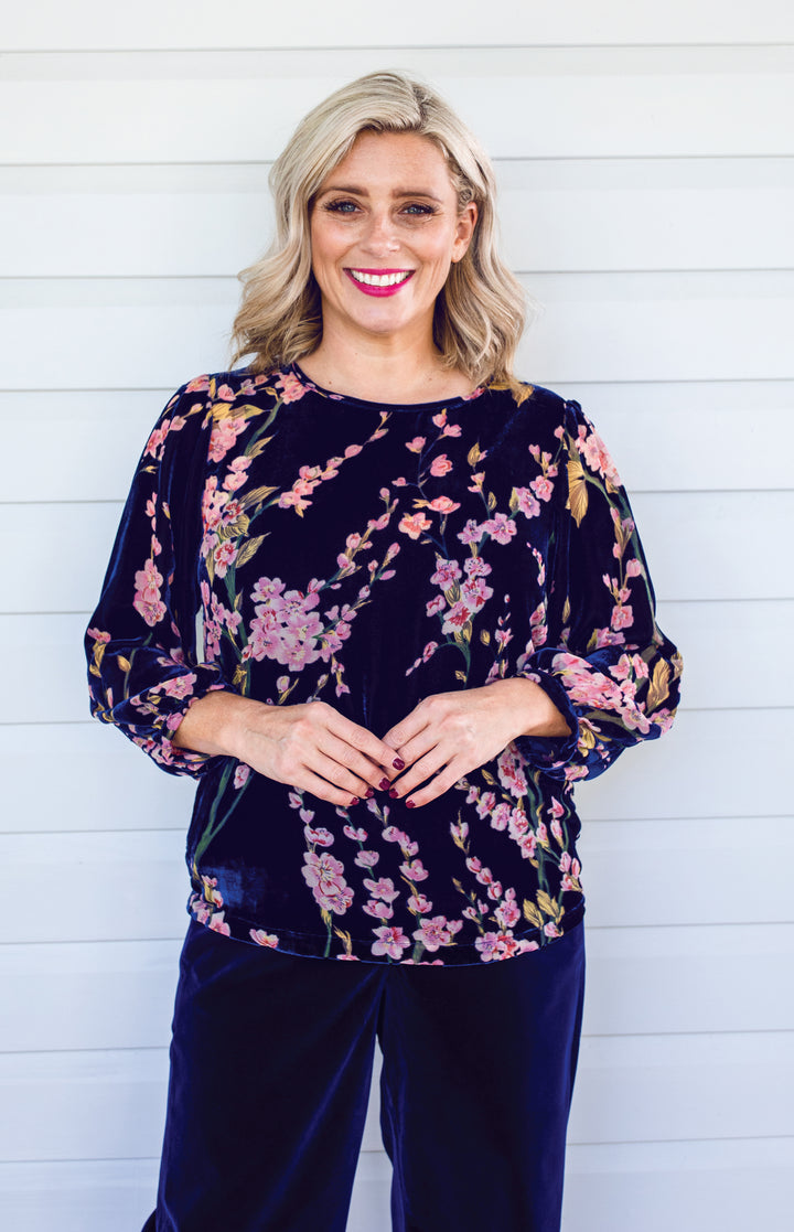 Violet Top in blossom blue