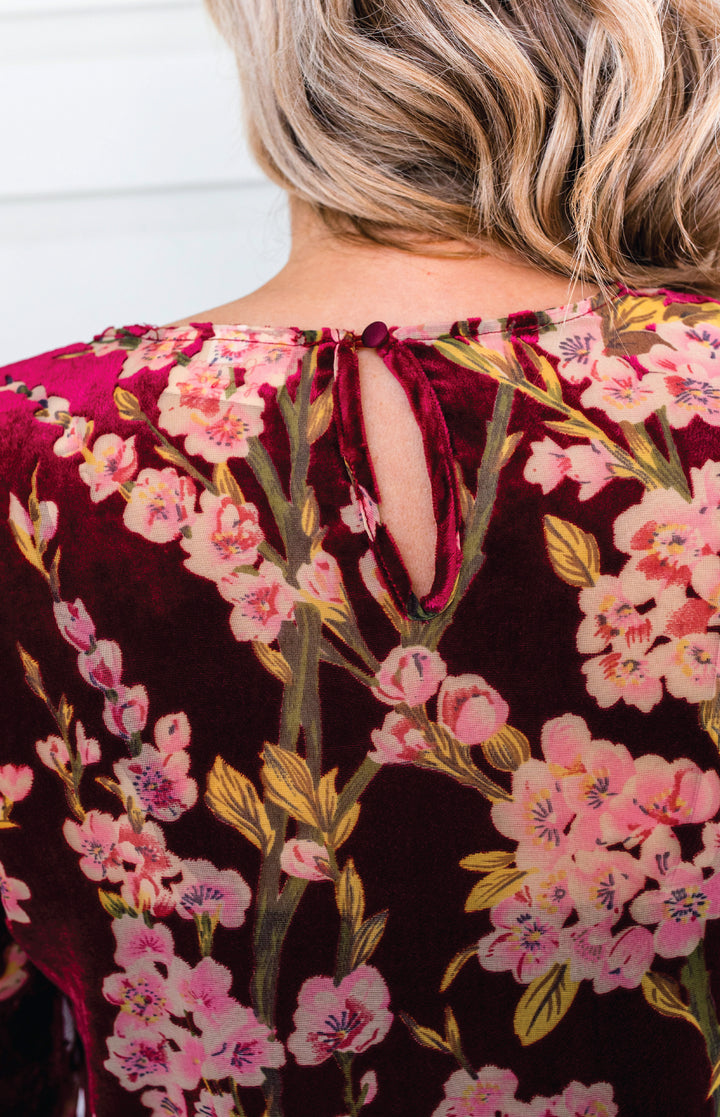 Violet Top in blossom wine