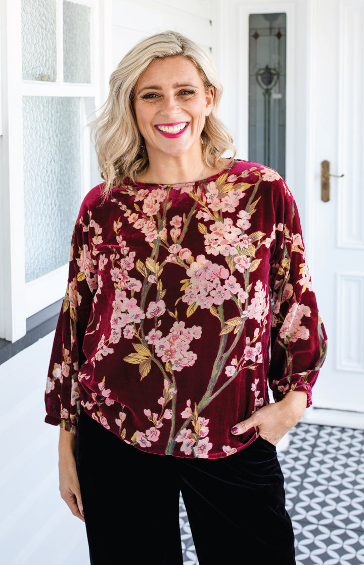 Violet Top in blossom wine