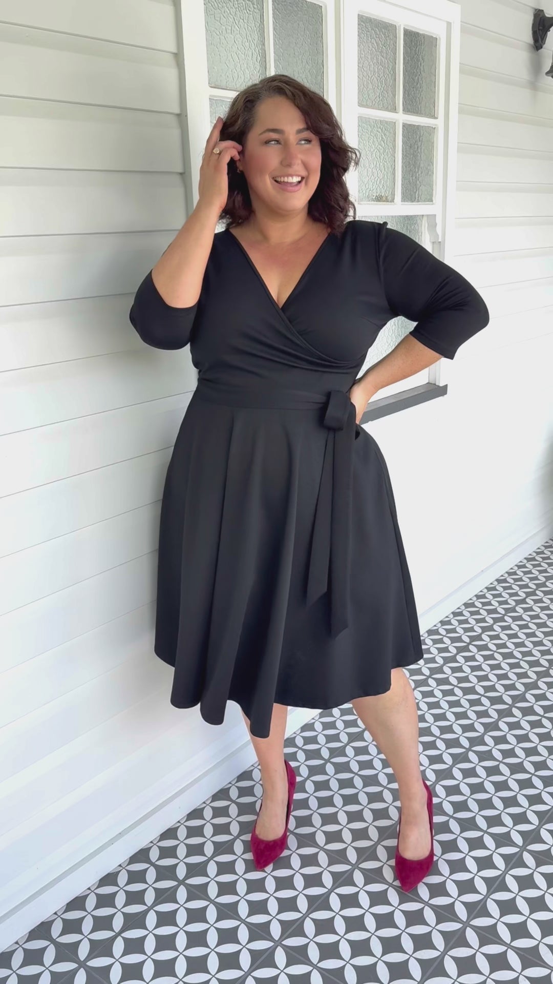 Amelia Dress in black