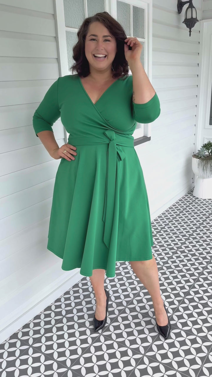Amelia Dress in green
