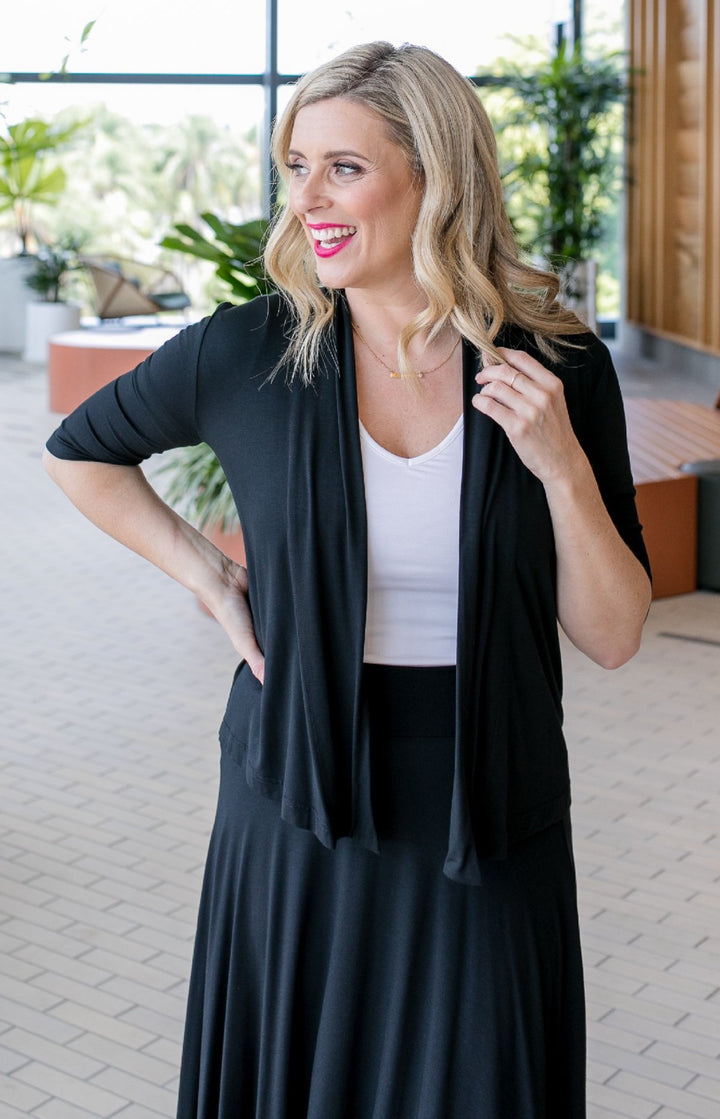 Bella Bamboo Cardie short sleeve in black