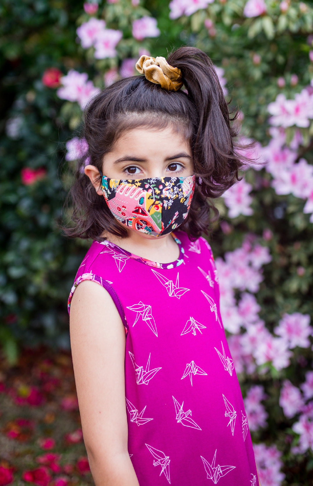Maiocchi Kids Face Mask in black garden