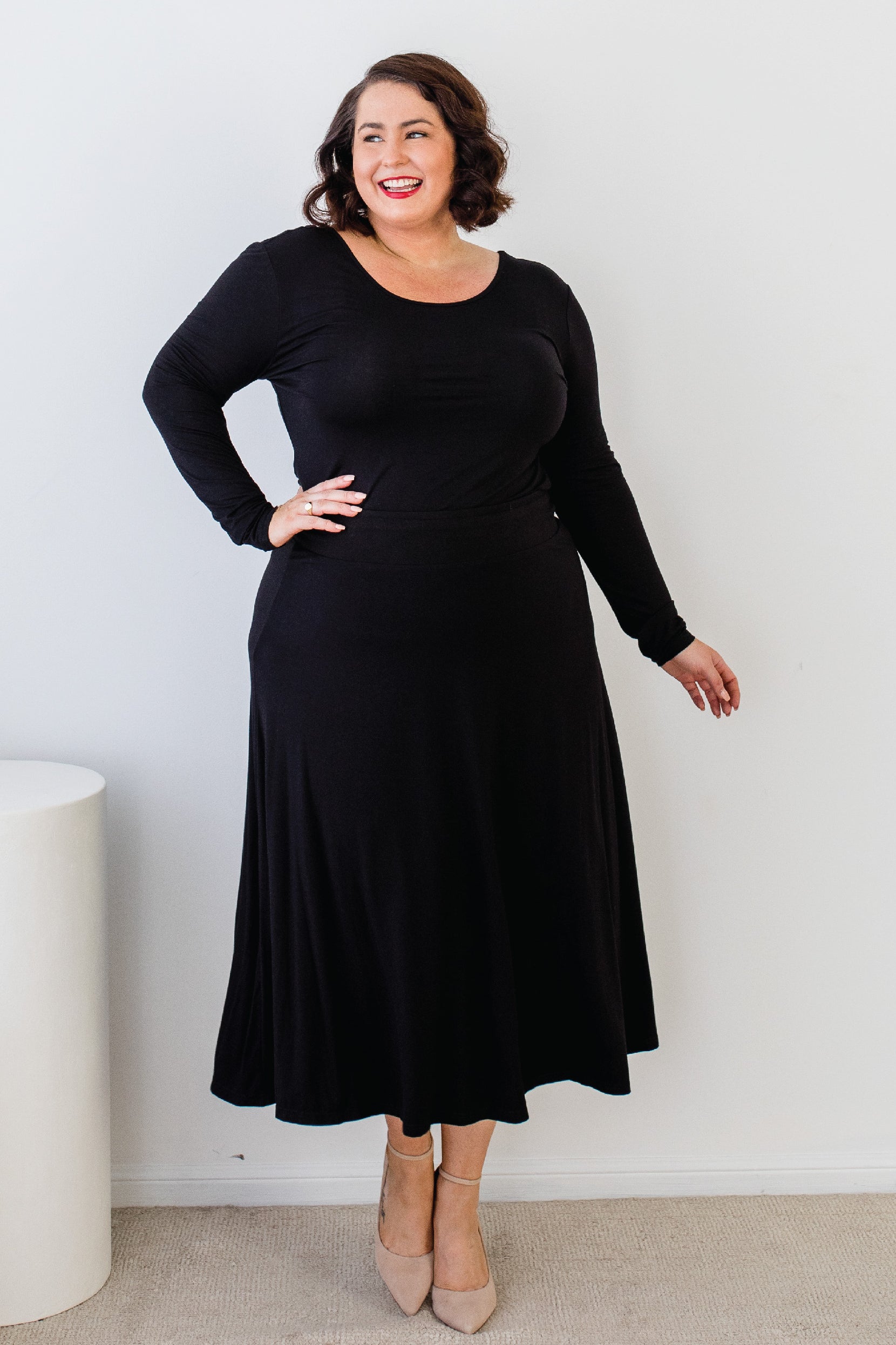 Classic luxe black bamboo midi skirt – versatile everyday style by Maiocchi