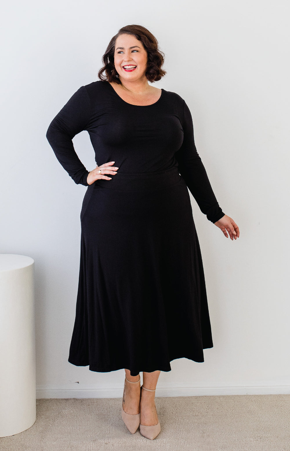 Classic luxe black bamboo midi skirt – versatile everyday style by Maiocchi